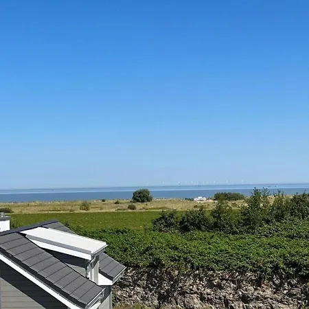 Seagull Sea View Modern Retreat